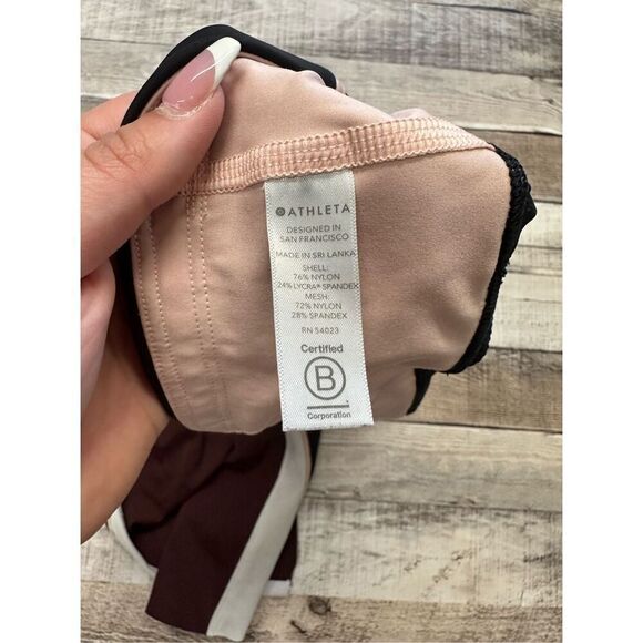 Athleta Velocity Stash Pocket Colorblock Capri Pants Workout Activewear Leggings - Picture 9 of 10